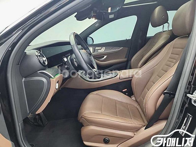 [벤츠]E-클래스 W213 E350 4MATIC 익스클...--2