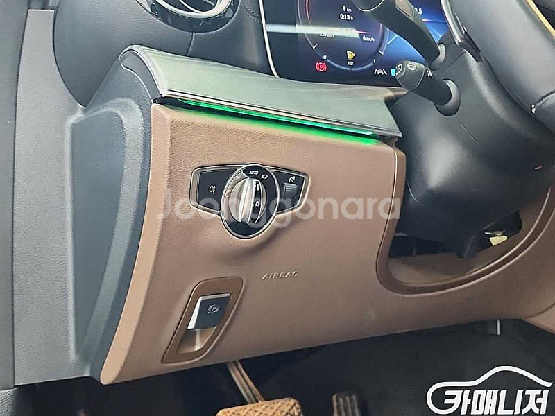 [벤츠]E-클래스 W213 E350 4MATIC 익스클...--4