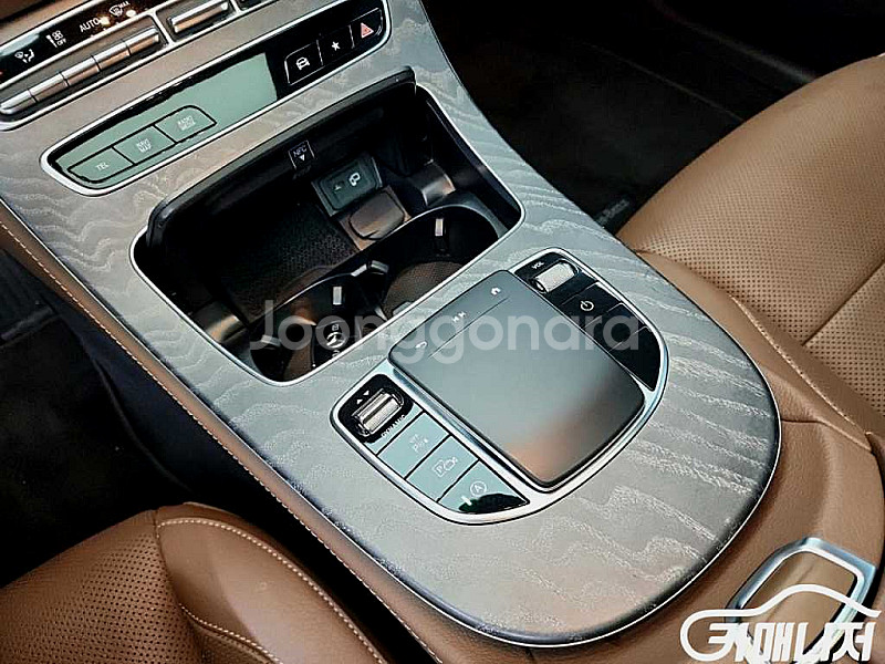 [벤츠]E-클래스 W213 E350 4MATIC 익스클...--7