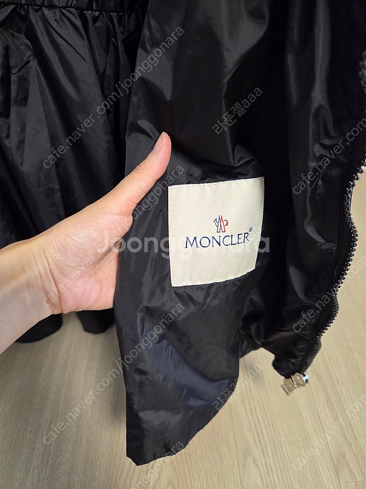 몽클레어 웨트 몽클 바람막이--8