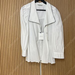 노미나떼 블라우스