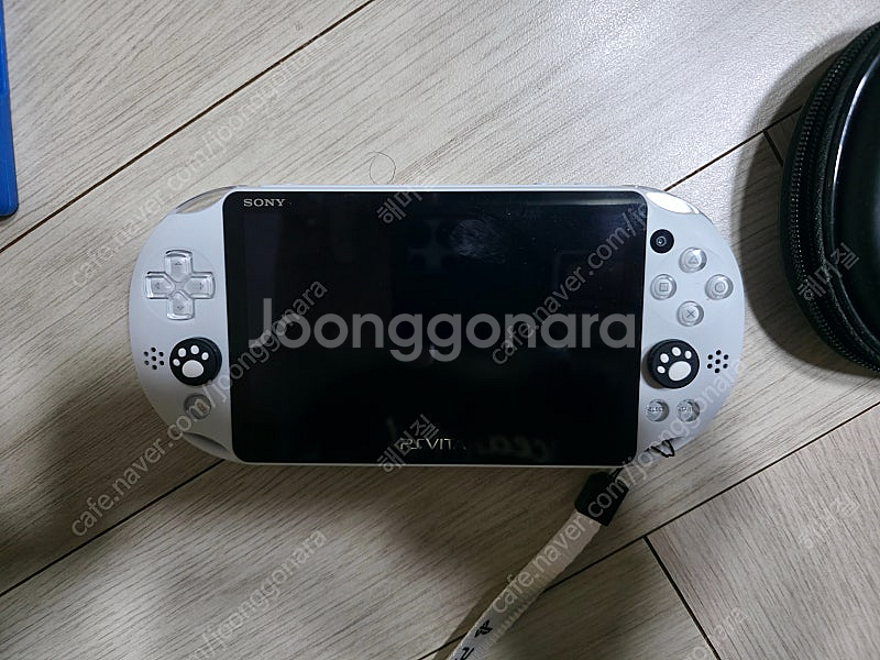 PS VITA 2세대 512기가 호리그립 팝니다.--1