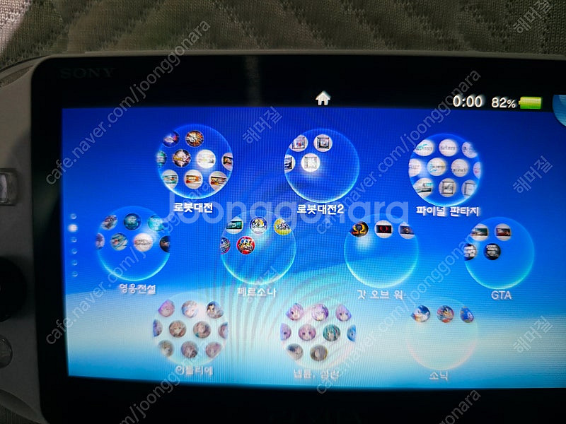 PS VITA 2세대 512기가 호리그립 팝니다.--6