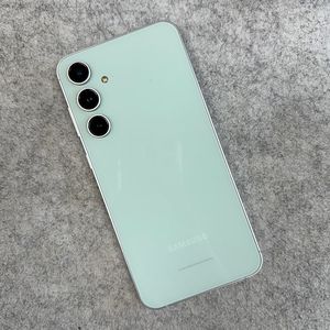 (신폰급)갤럭시S23FE 민트 256G 무잔상 깨끗한 단말기 초기필름O 선물용 추천 32만 판매해요