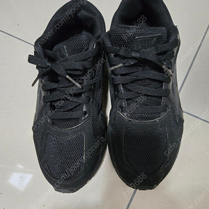 휠라 운동화(size250)