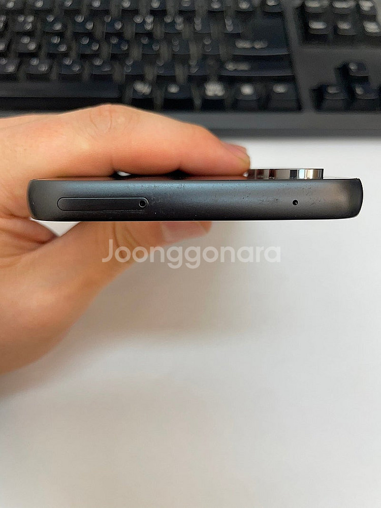 갤럭시퀀텀4 블랙 128GB 무잔상 상태좋은 중고17만...--3