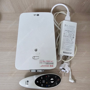 LG 빔 프로젝터 PF1500, 삼각대