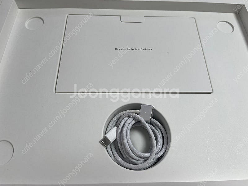 맥북 프로 M4 14인치(2024) 16GB 1TB 실...--3