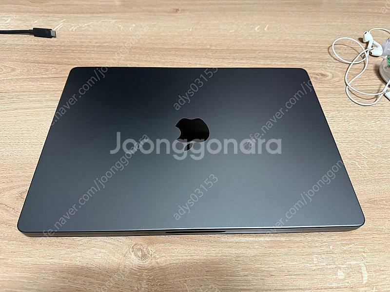 맥북프로 14인치 m4칩 1tb 스블 애케플--0