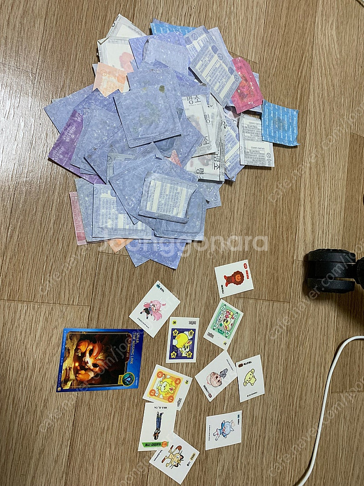 포켓몬 등 각종 띠부띠부씰 110개정도 팝니다--0