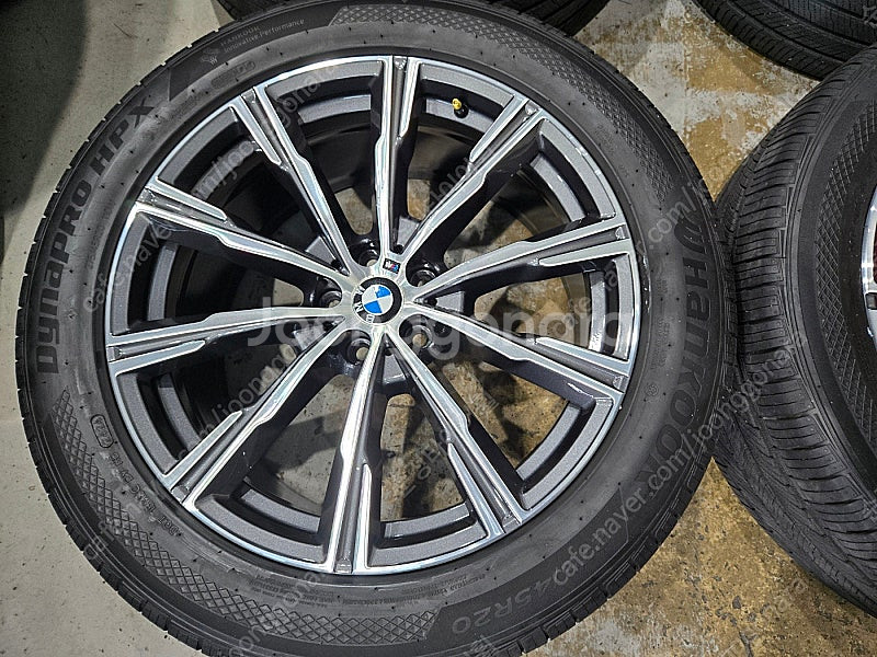BMW G05,G06 X5,X6 740M 20인치 순정...--4