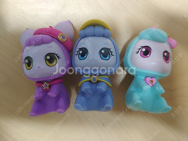 꼬마마녀 라라 피규어 3개 캐치티니핑핸드폰게임기--0