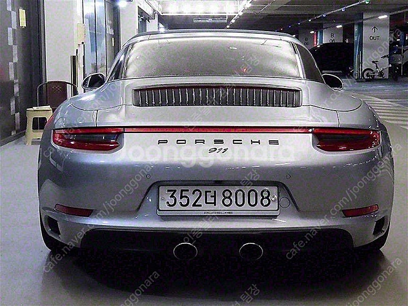 포르쉐 911 중고차 할부가능 회색 2017년식 64,...--6