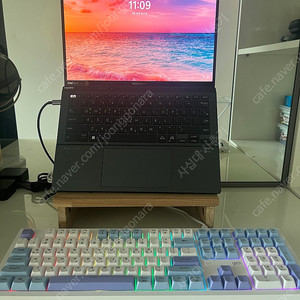 영통 Or 택배로 / 2024년 출시 / 젠북 듀오 / 3K OLED / 울트라 9 / 32기가 / 2TB SSD / 팝니다. /