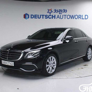 [벤츠]E-클래스 W213 E300 익스클루시브 (5인승) 2017 년 휘발유 중고차 전액할부 중고차리스 중고차수출