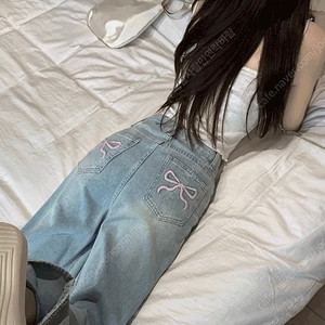 리본 자수 일자 연청 데님 바지