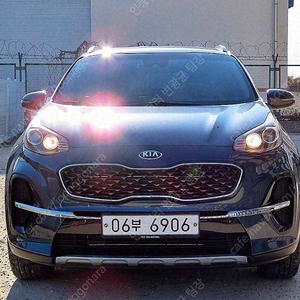 스포티지 중고 스포티지 더 볼드 중고 가격 파란색 2019년식 25,441km 2.0 가솔린 2WD 프레스티지 수원중고차