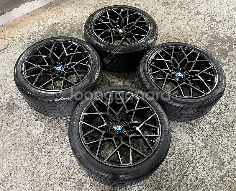 [판매]BMW M8 813M 20인치 휠타이어--1