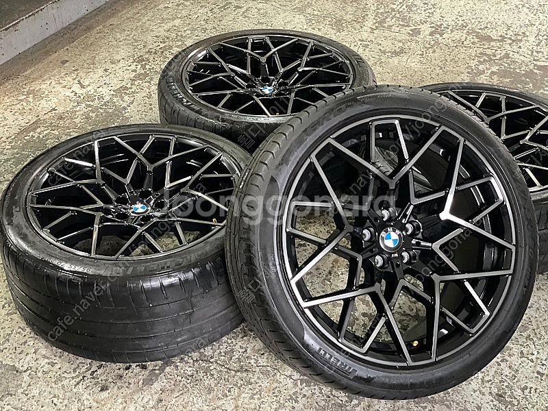 [판매]BMW M8 813M 20인치 휠타이어--6