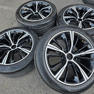 BMW 19인치 5시리즈 7시리즈 F바디 스타일 휠타이어 세트 팔아요