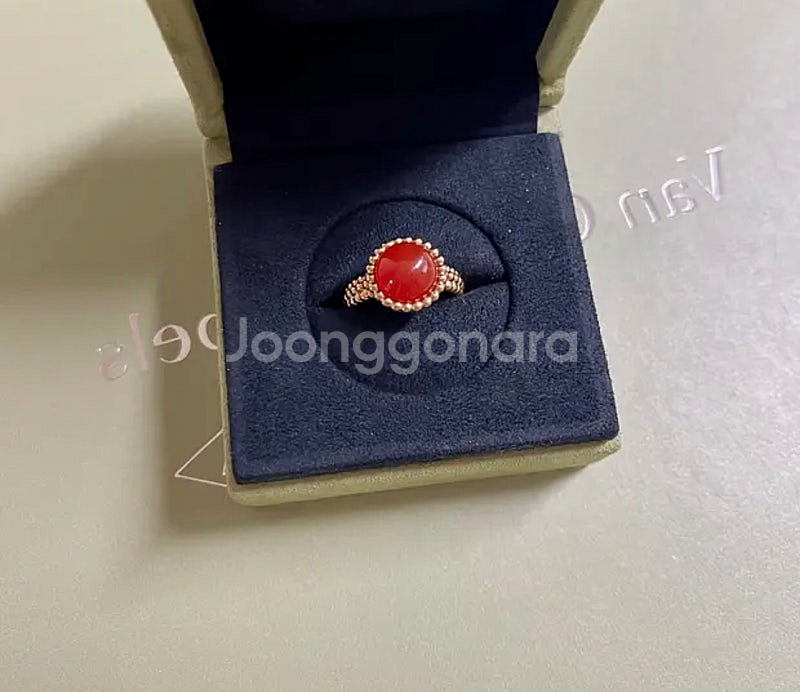 반클리프앤아펠 빼를리컬러링 새상품 판매합니다.--0
