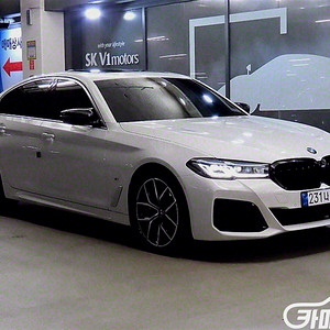 5시리즈 (G30) 530i xDrive M 스포츠 2023 년 중고차/전액할부/중고리스/중고렌트/