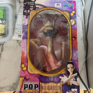 메가하우스 pop 니코 로빈 피규어 미개봉 새제품