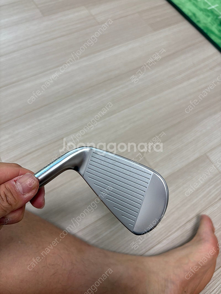 스릭슨 zxi4번 드라이빙아이언 950s 판매합니다--2