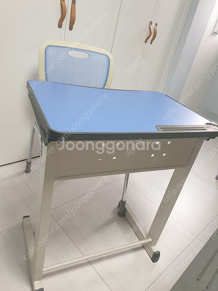 한성교구 책상 의자 세트.공부방.학원책상 7개--1