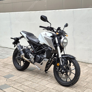 2018 혼다 CB125R 에로우 구변 판매합니다.