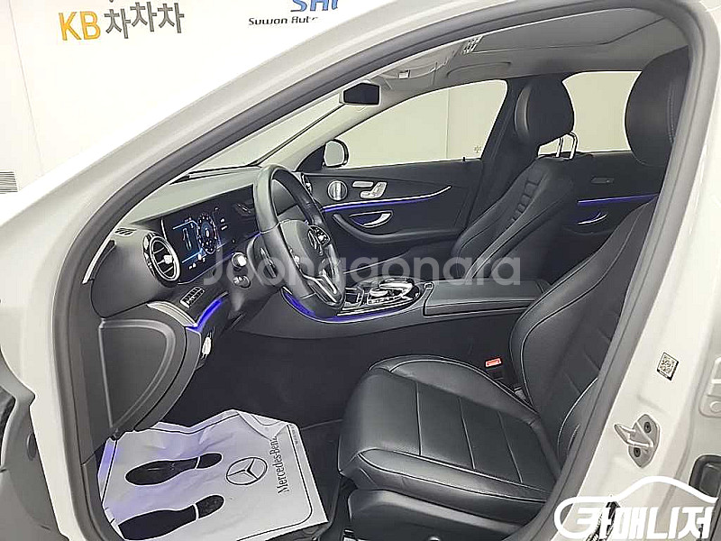 [벤츠]E-클래스 W213 E300 아방가르드 2020...--2