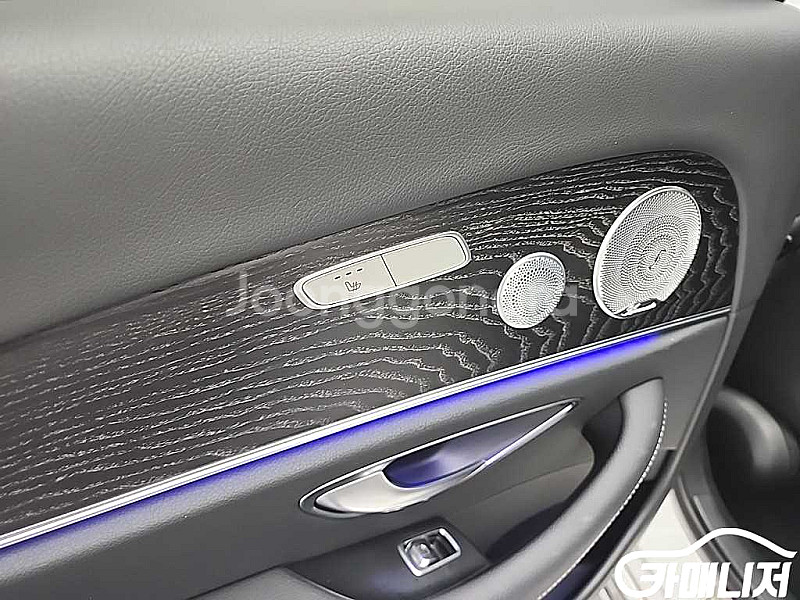 [벤츠]E-클래스 W213 E300 아방가르드 2020...--4