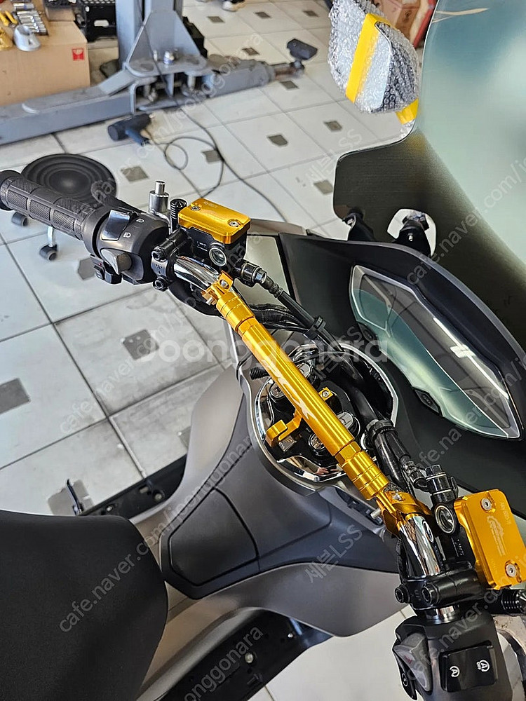 PCX ABS 21년식 160리빌딩 팝니당.--8