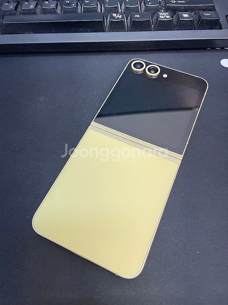 갤럭시Z플립6 옐로우 256GB 무잔상 상태좋은 중고5...--1