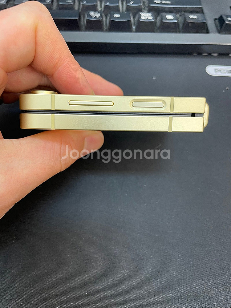 갤럭시Z플립6 옐로우 256GB 무잔상 상태좋은 중고5...--6