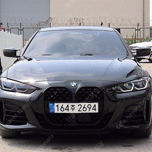 BMW 4시리즈 중고 BMW 중고 4시리즈 M440i 검정색 2022년식 36,603km M440i xDrive 쿠페 완벽한 관리로 흠집없어요