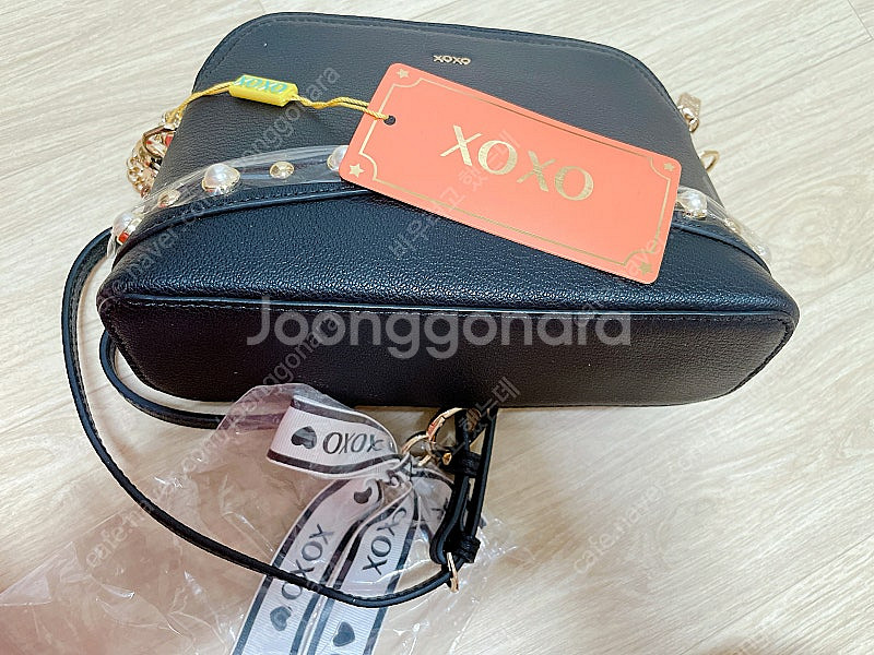 [새상품] XOXO 진주장식 소가죽 크로스백 넘나 예쁨--5