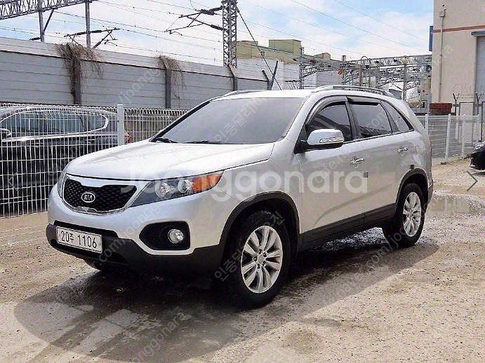 @11년식 쏘렌토 R 디젤 2.0 2WD TLX 최고급...--2