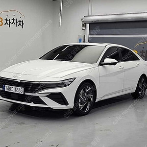 아반떼 하이브리드 중고 아반떼 더 뉴 아반떼 CN7 하이브리드 중고차 흰색 2025년식 500km 1.6 HEV 인스퍼레이션 중고자동차