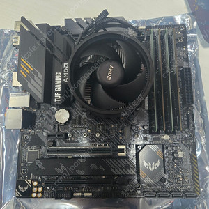 창원) b550m-plus 터프 (tuf) , ddr4 삼성 3200 16x4gb 판매합니다