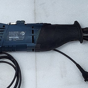 보쉬 컷소(BOSCH/ GSA 1100E) 전기톱 중고 팝니다