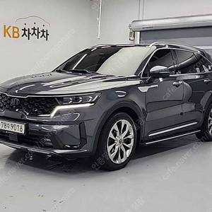 쏘렌토 중고 신형 쏘렌토 MQ4 중고 쏘렌토 중고차 회색 2021년식 디젤 2.2 4WD 노블레스 중고자동차