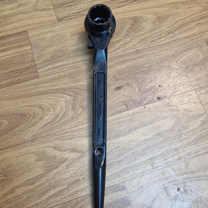 일본산 슈퍼 랏체 렌치 32/26 팝니다