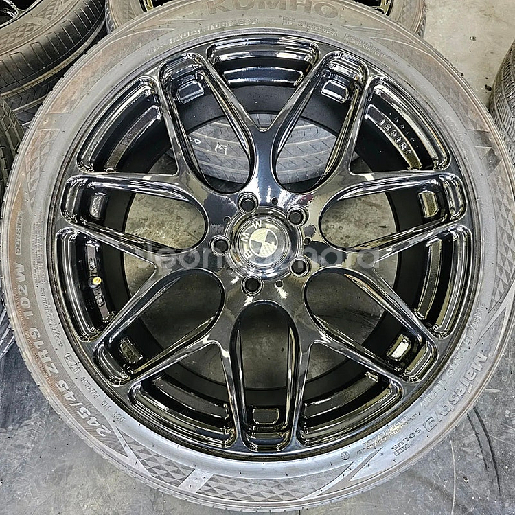 BMW7시리즈 F01 19인치 블랙유광 휠타이어셋. 7...--1
