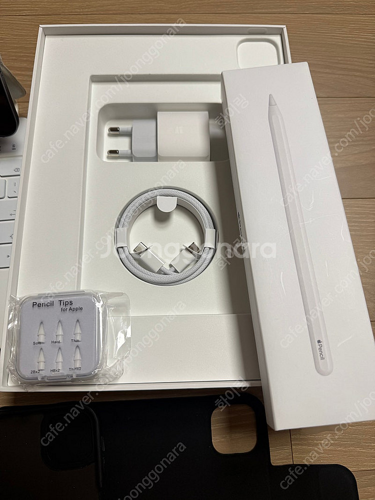 아이패드프로 4세대 11인치 m2 셀룰러 버전입니다.(...--6