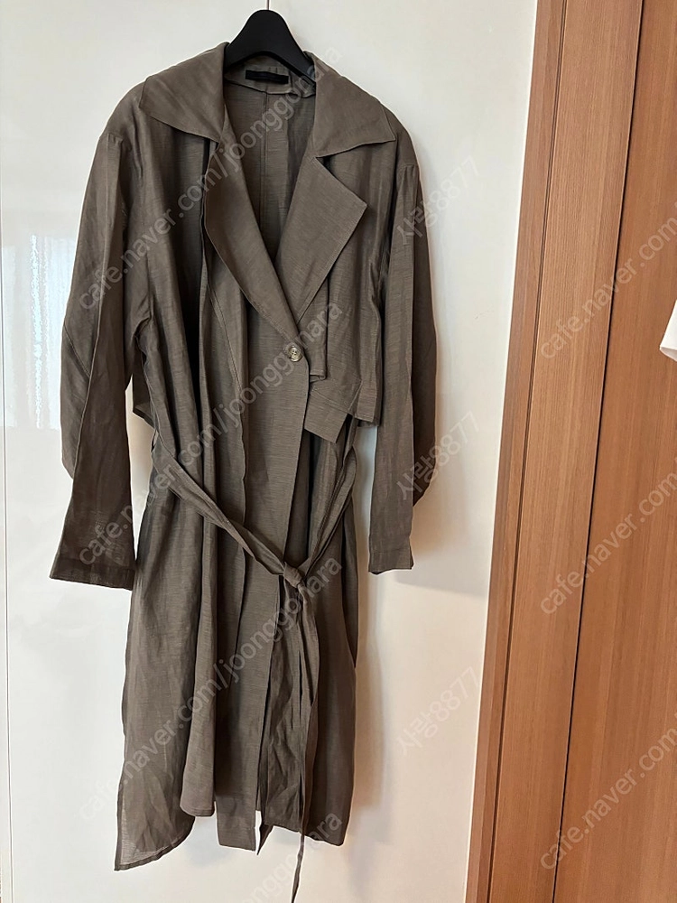 제평 에린블랙 린넨&인견 자켓 점퍼 야상 출근룩 올드머니룩 트렌치 타임마인랑방스타일 이미지