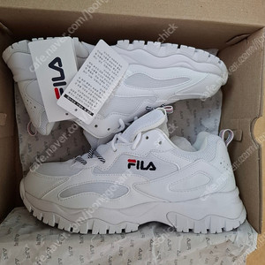 <새상품>FILA[휠라]운동화 사이즈265