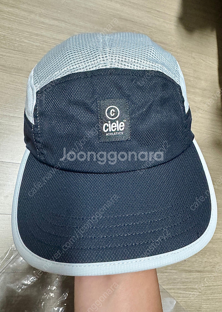 씨엘르 고캡 휘태커--1
