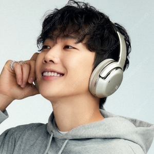 JBL TOUR ONE M2 박재범 헤드셋 팔아요
