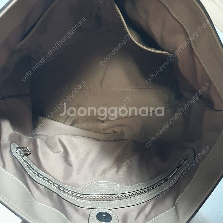 토즈ㅡ정품ㅡ가죽숄더--6